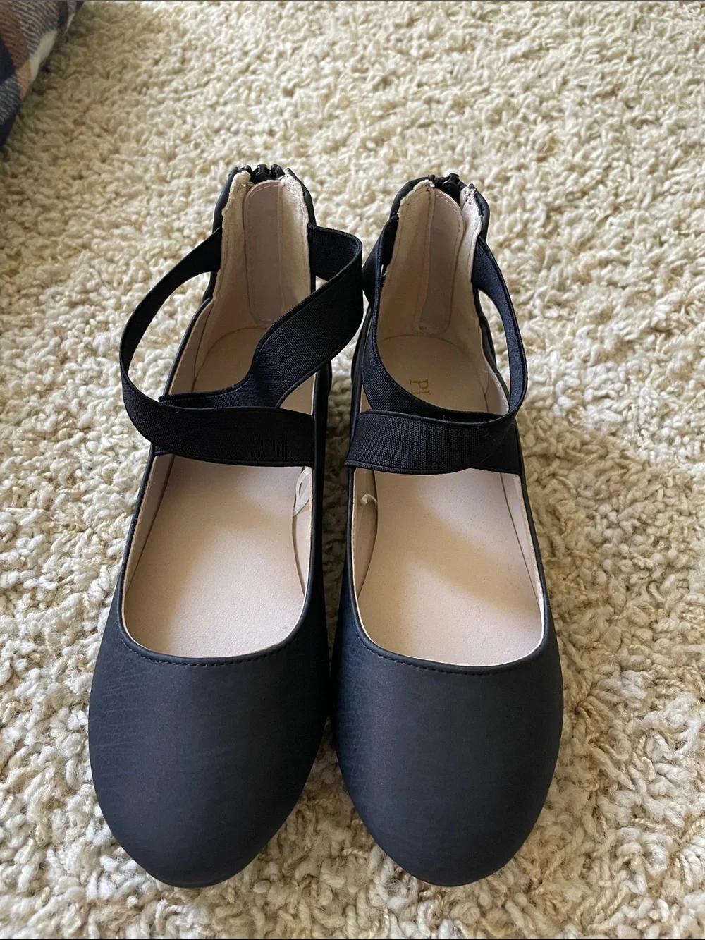 Black Ballet Flats with Cross Straps